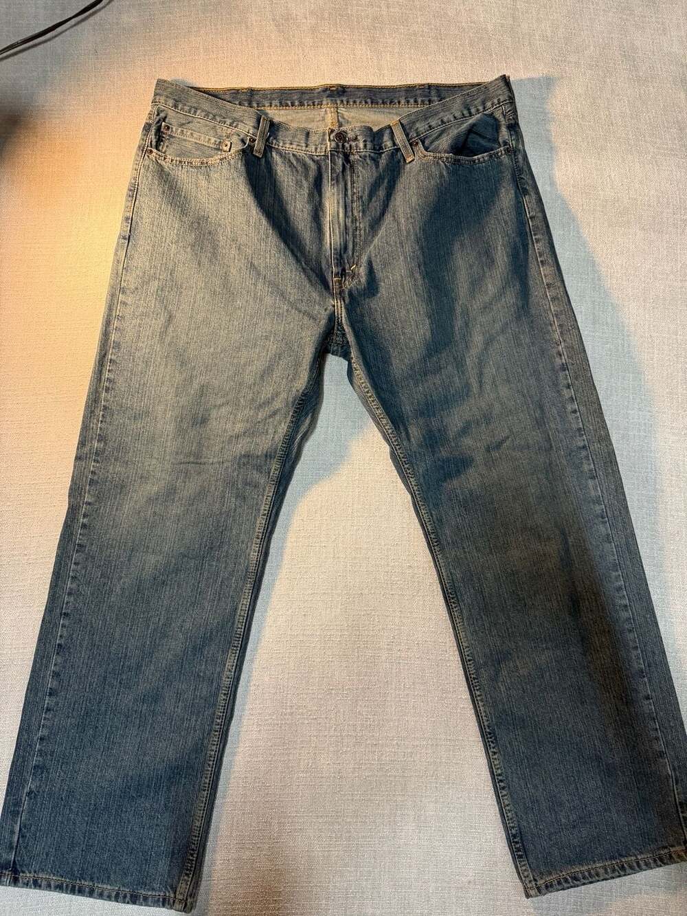 Levi's 559 Relaxed Straight Leg Jeans 42x30 - Picture 1 of 5